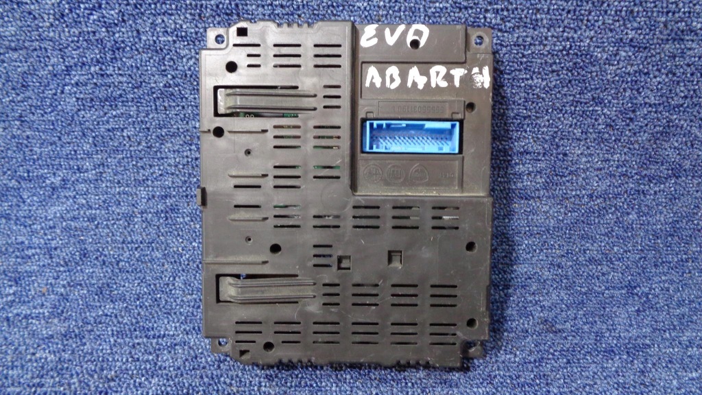 фото №1, Блок управления blue&me 51882404 fiat punto evo 2012