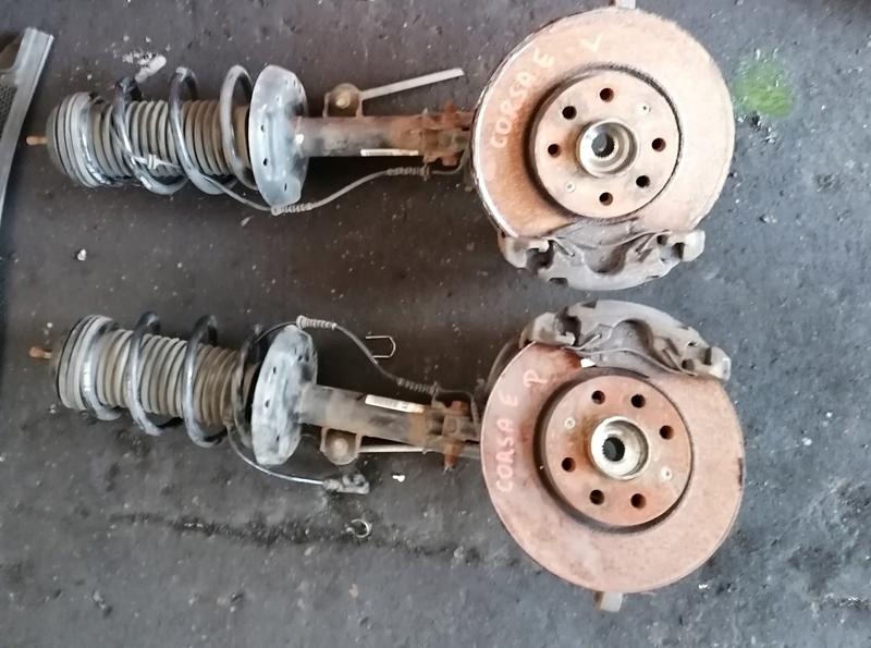 фото №1, Opel corsa e 1.4 mcperson правый