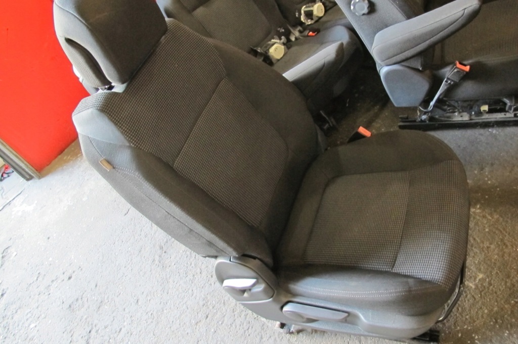 фото №9, Peugeot 5008 i 1 0u 0e сиденья перед задняя drugi trzeci ряд ремни обшивки 7-os