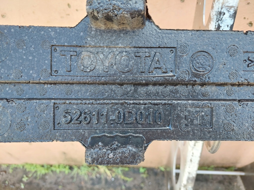 фото №7, Toyota yaris i абсорбер бампера перед 03-06