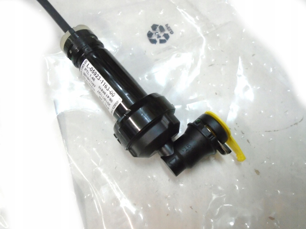 фото №2, 308513781r renault шланг сцепления r trafic iii оригинальный номер