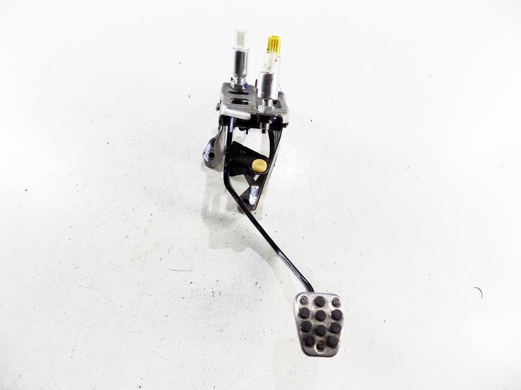 фото №1, Honda cr-z 12r педаль сцепления eu