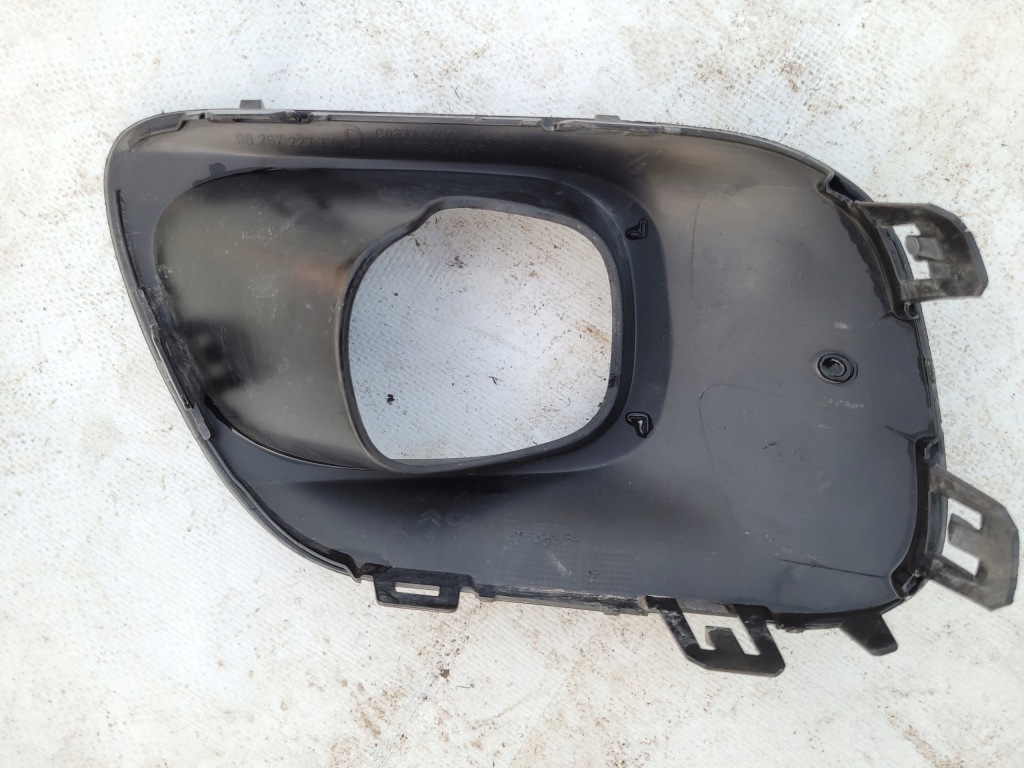 Citroen c5 aircross решётка бампера передний противотуманной фары 9826722877 левый правый Оригинал