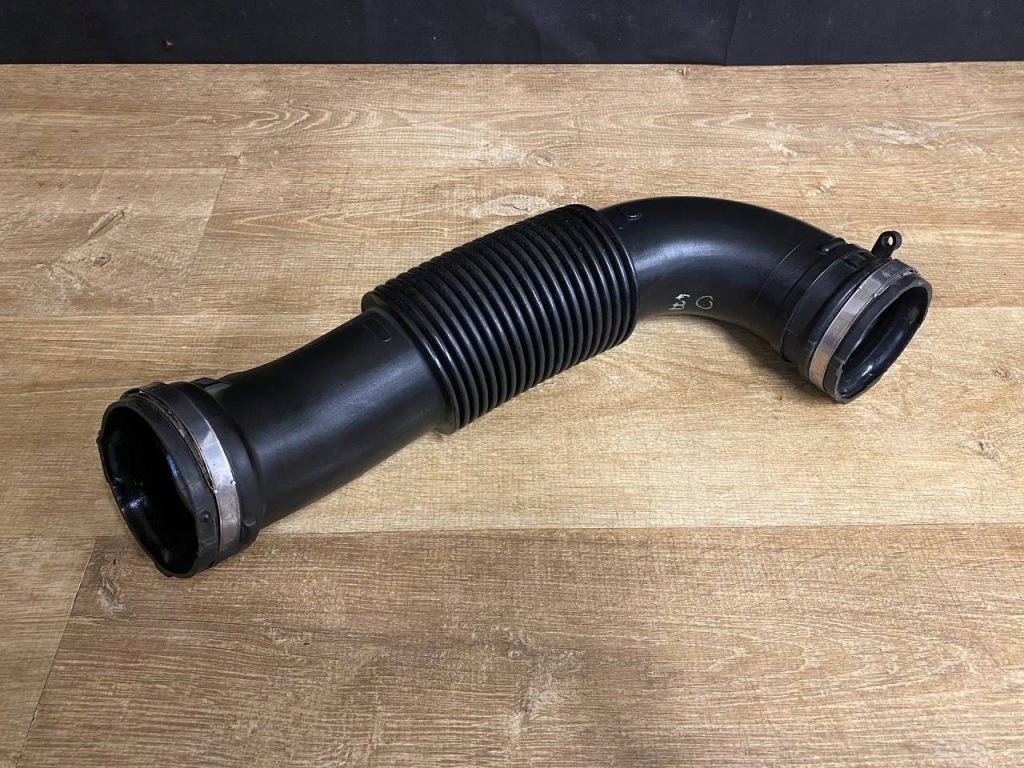 Купити Труба повітря range rover sport l494 3.0d cpla-9c619-aa