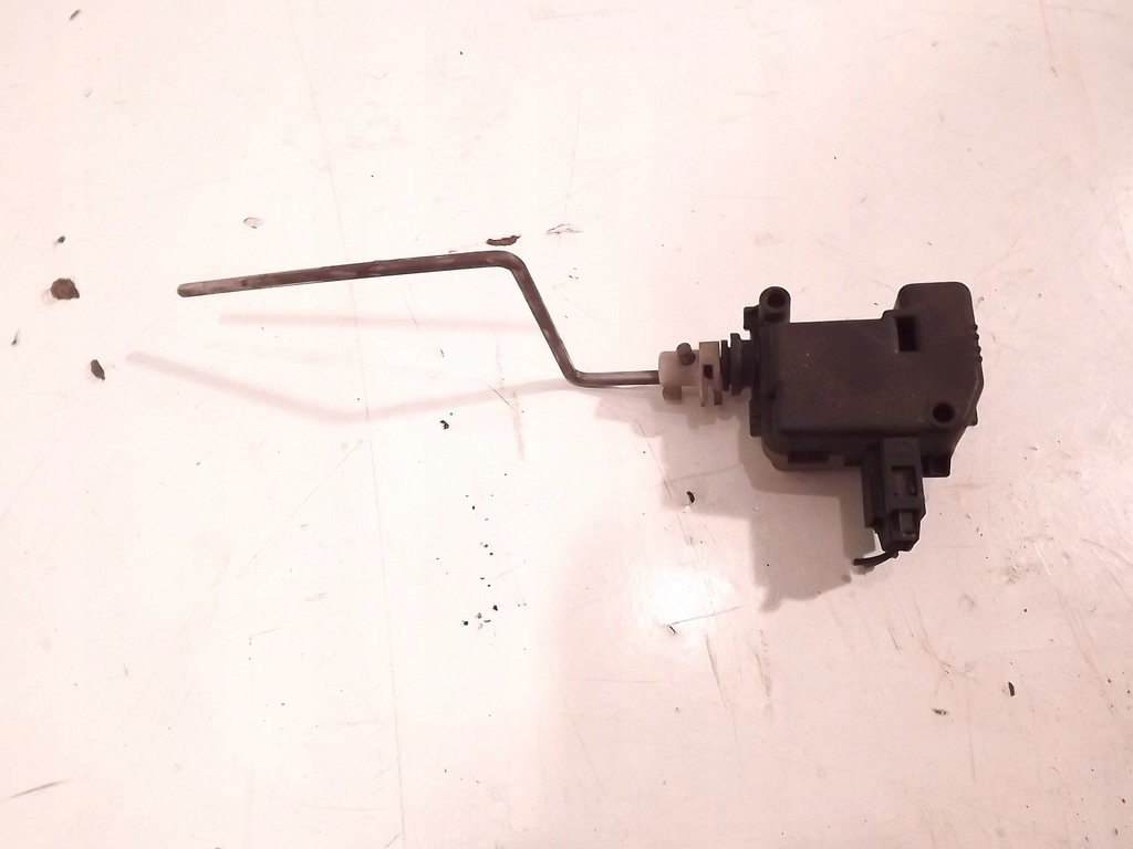 фото №1, Smart forfour 04-06 rok замок крышка топлива !!