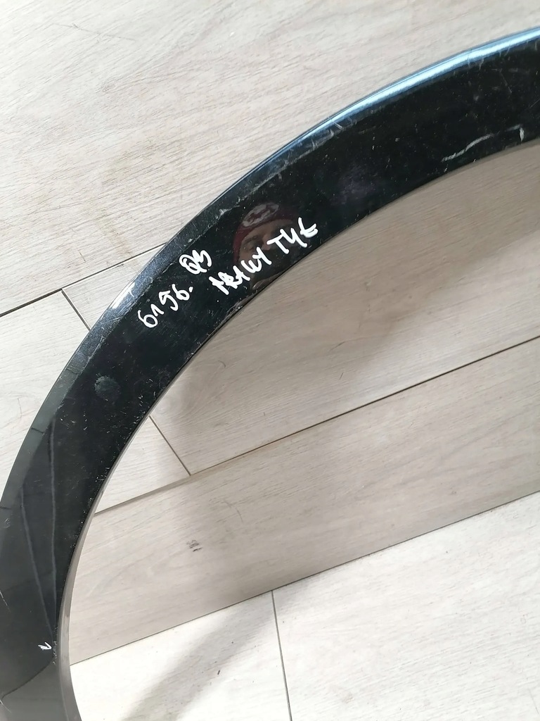 фото №12, Audi q3 молдинг крыло правый задняя 83a853818a