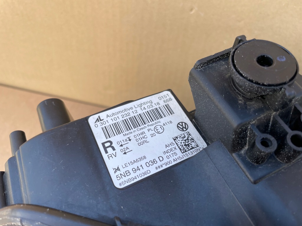 фото №5, Лампа vw tiguan 2016-2021 r 5nb941036d full led комплектна ideał права