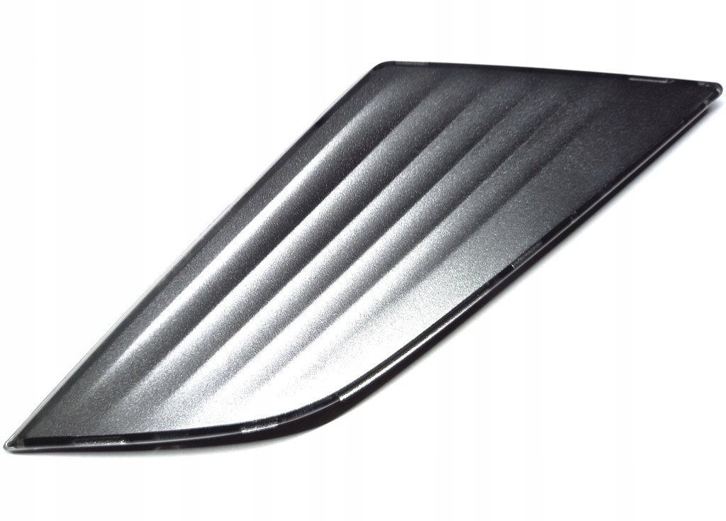 фото №1, Заглушка протитуманної фари права срібляста оригінал mazda cx-3 '15-21