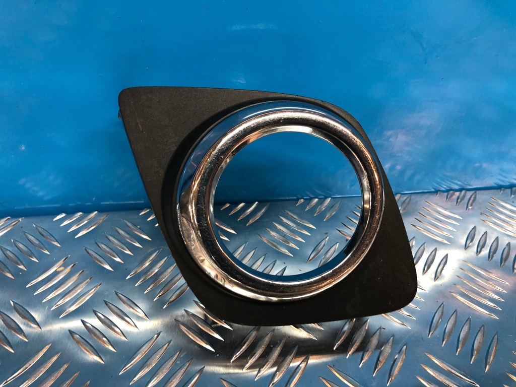 фото №1, Toyota решётка бампера правая rav4 iii lift