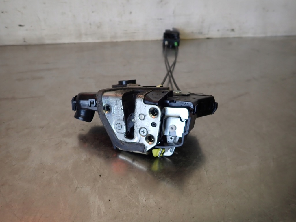 фото №5, Замок левый перед дверь subaru justy iv