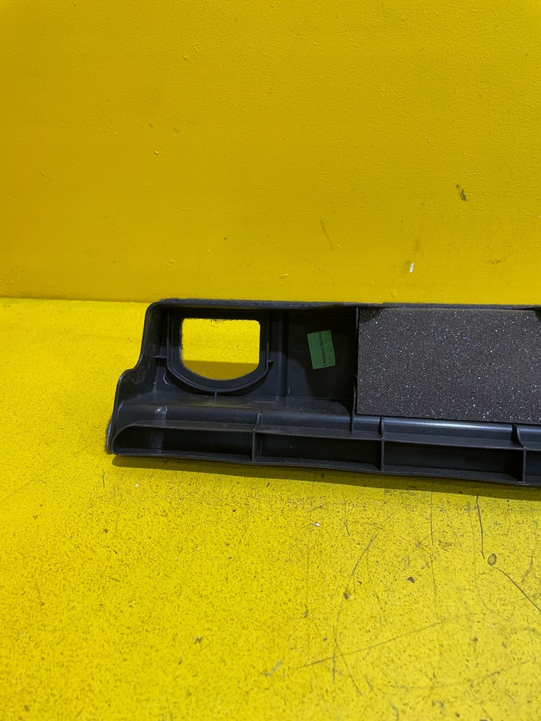 фото №7, Audi a4 b8 молдинг багажника правый задняя