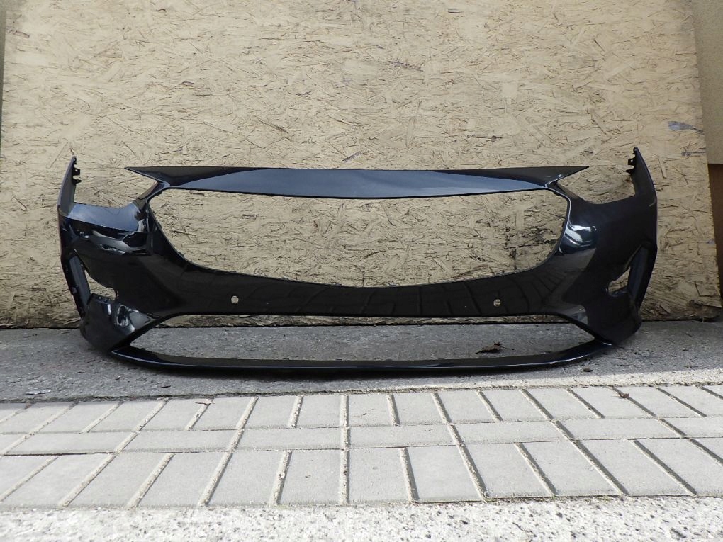 Купить Opel insignia b 2 рестайлинг  20- бампер передний