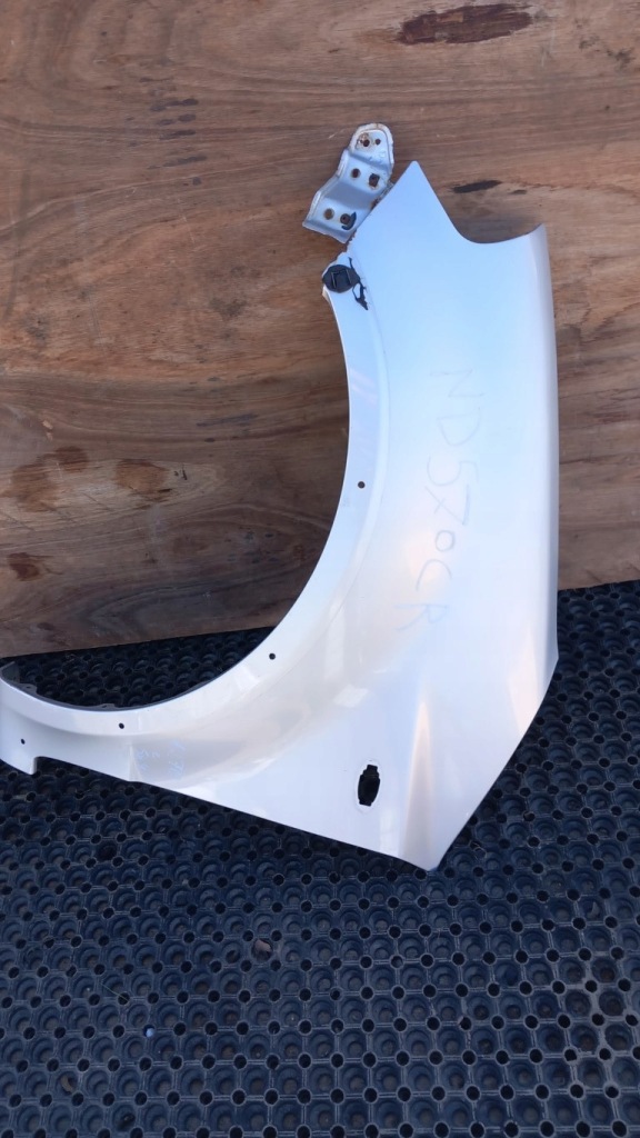 фото №1, Suzuki sx4 крила перед лівий zcc