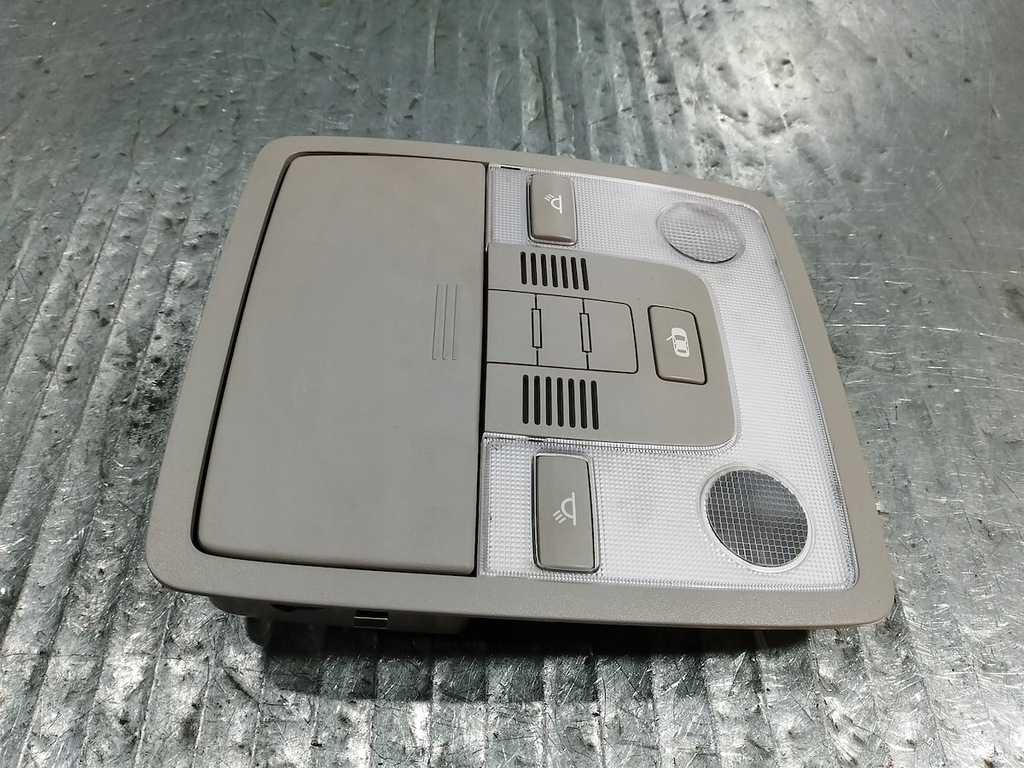 фото №1, Лампа потолочный kia sportage iii 92800-3u010 92800-3u000