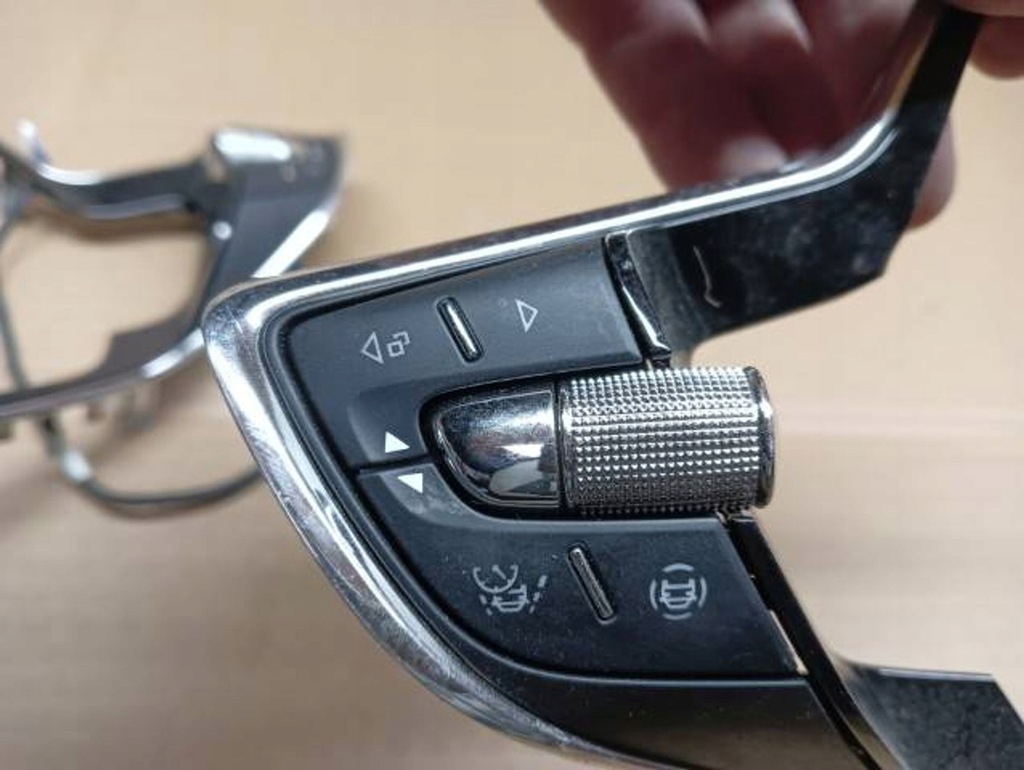 фото №6, M30 5e3919719l skoda octavia iv кнопки многофункциональный руля