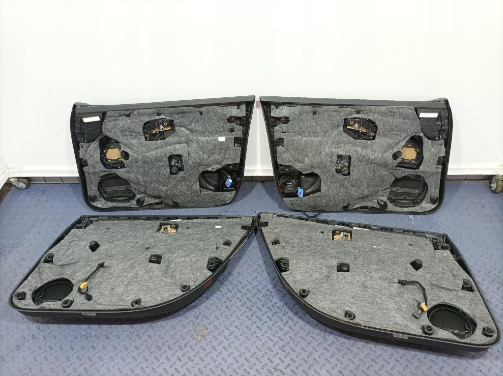 фото №16, Audi a8 d5 long сиденья заднее сиденье обшивки сиденье комплект кожа saiga бежевый