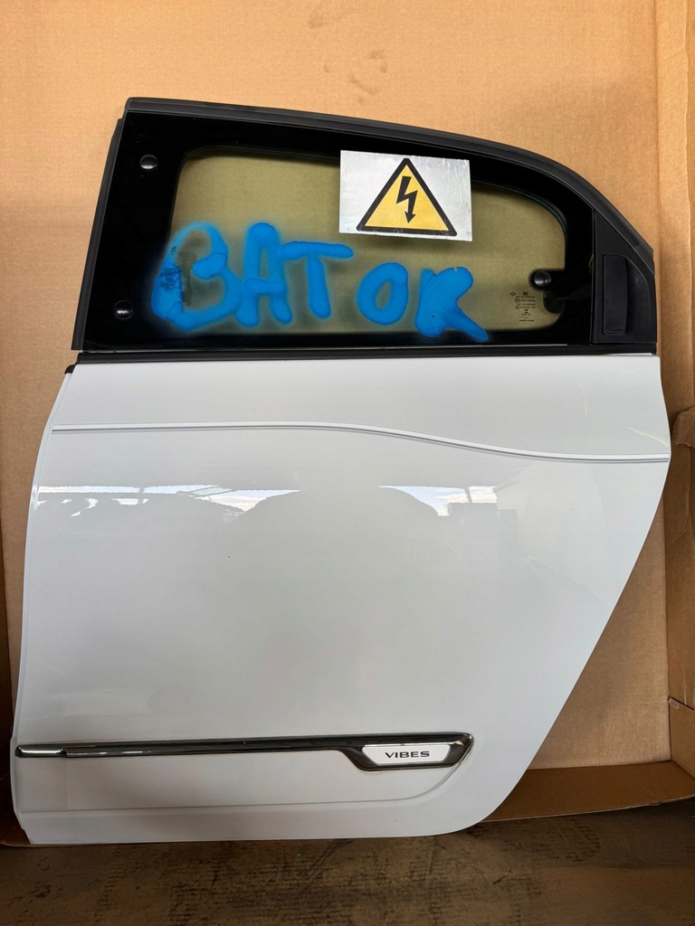 фото №1, Renault twingo iii двері задні ліва задня скло молдинг замок ручка