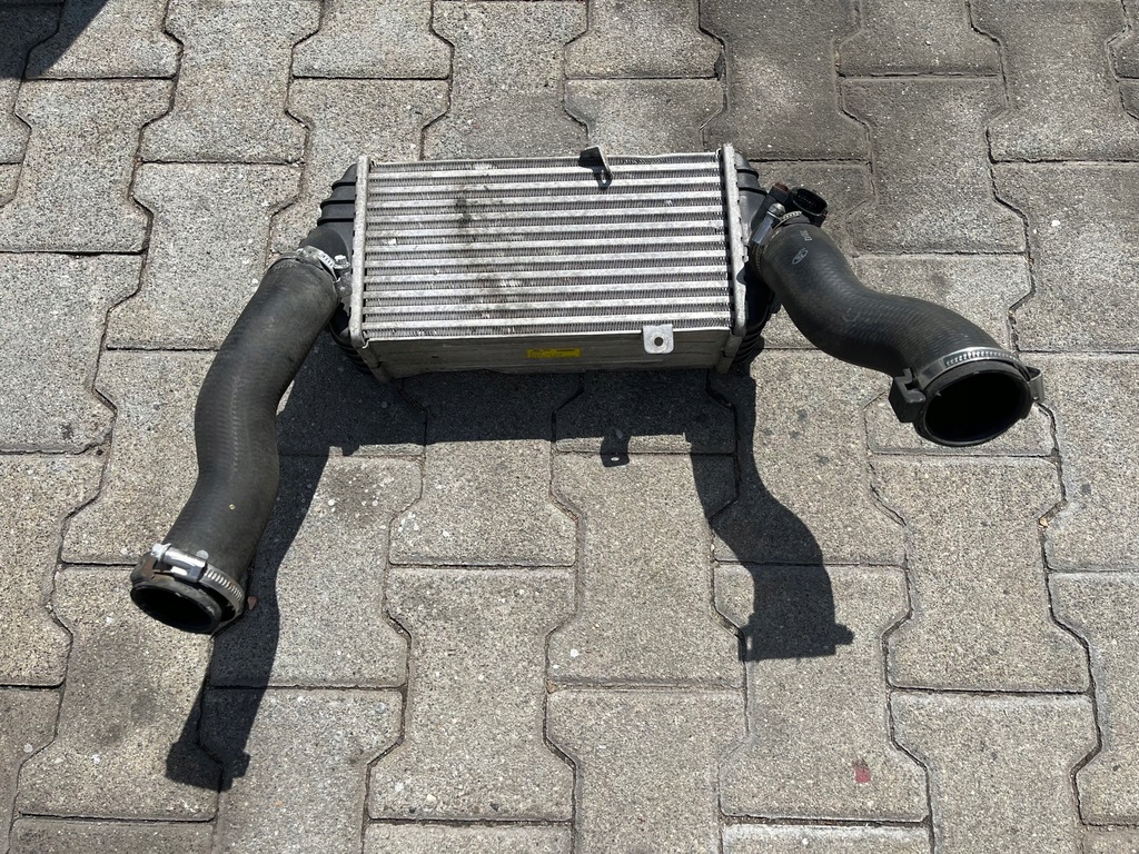 фото №1, Hyundai i30 ii 1.6 crdi интеркулер радиатор