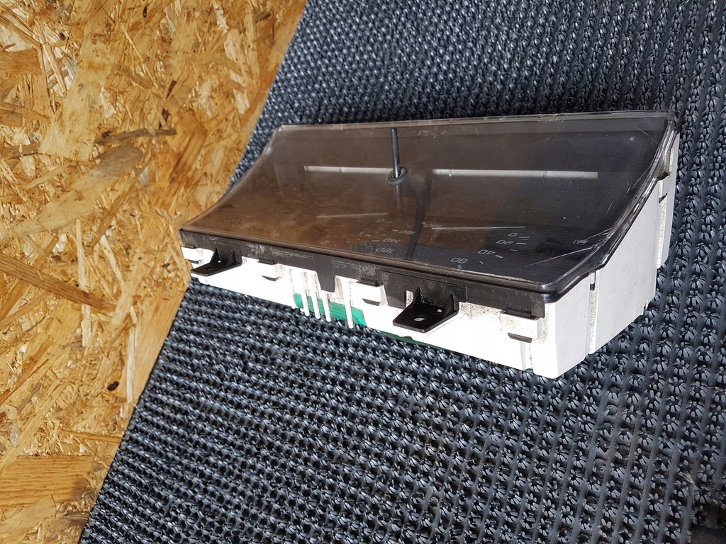 фото №6, Mitsubishi l200 i 86-96 первая поколение 2.5 td счетчик приборы mb562269