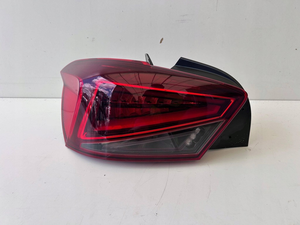 фото №1, Seat ibiza v 6f лампа левая задняя 6f0945207 h оригинал