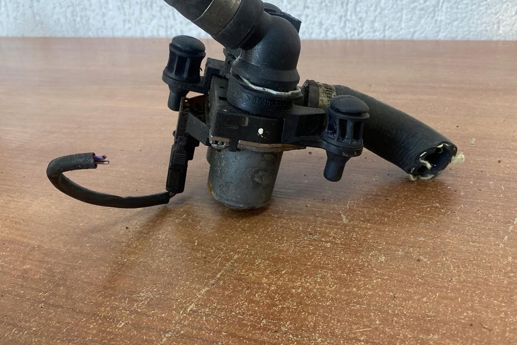 фото №9, Клапан радіатора обігрівача audi 100 5000 0018307784 дизель 1999