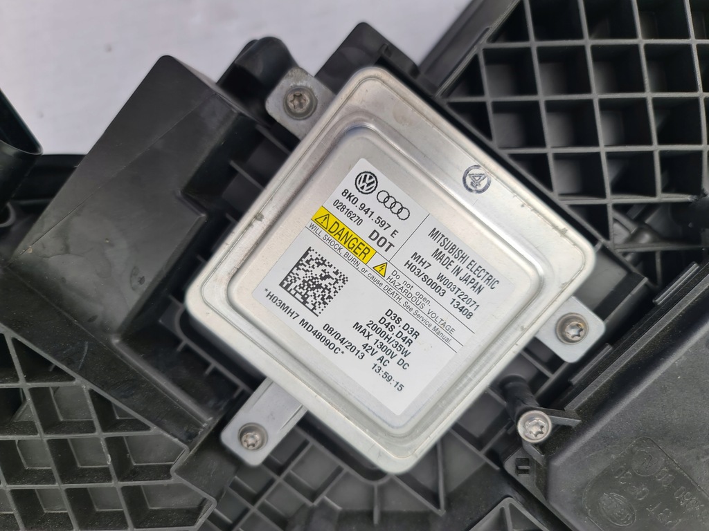 фото №7, Tiguan 5n lift лампа bi ксенон поворотный led правый