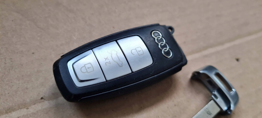 фото №6, A6 c8 4k ключ pilot 4n0959754cq a7 4k