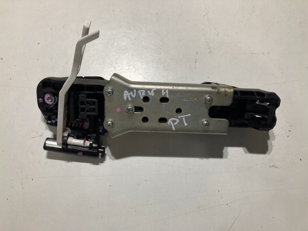 фото №2, Toyota auris ii ручка наружная дверь правый задняя