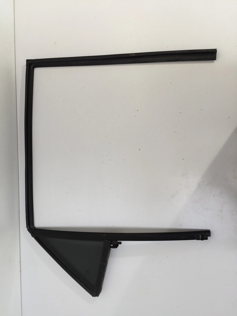 фото №4, Kia stonic 2020 скло прокладка рамка двері задня