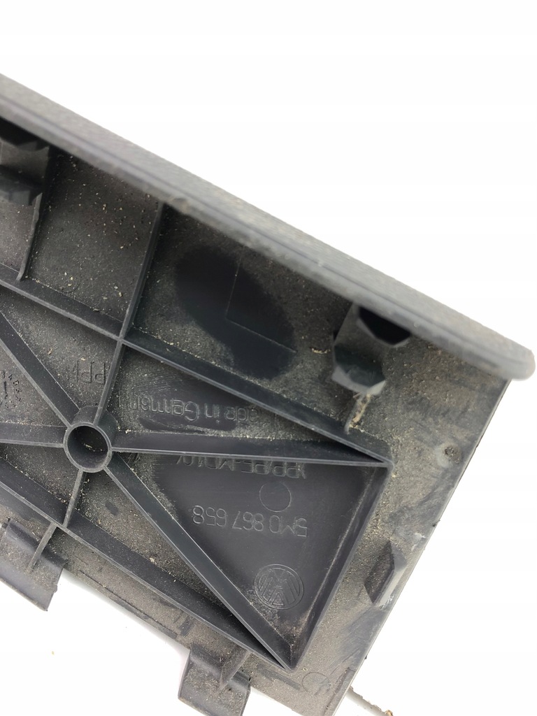 фото №7, Vw golf v plus заглушка лампы 5m0867658