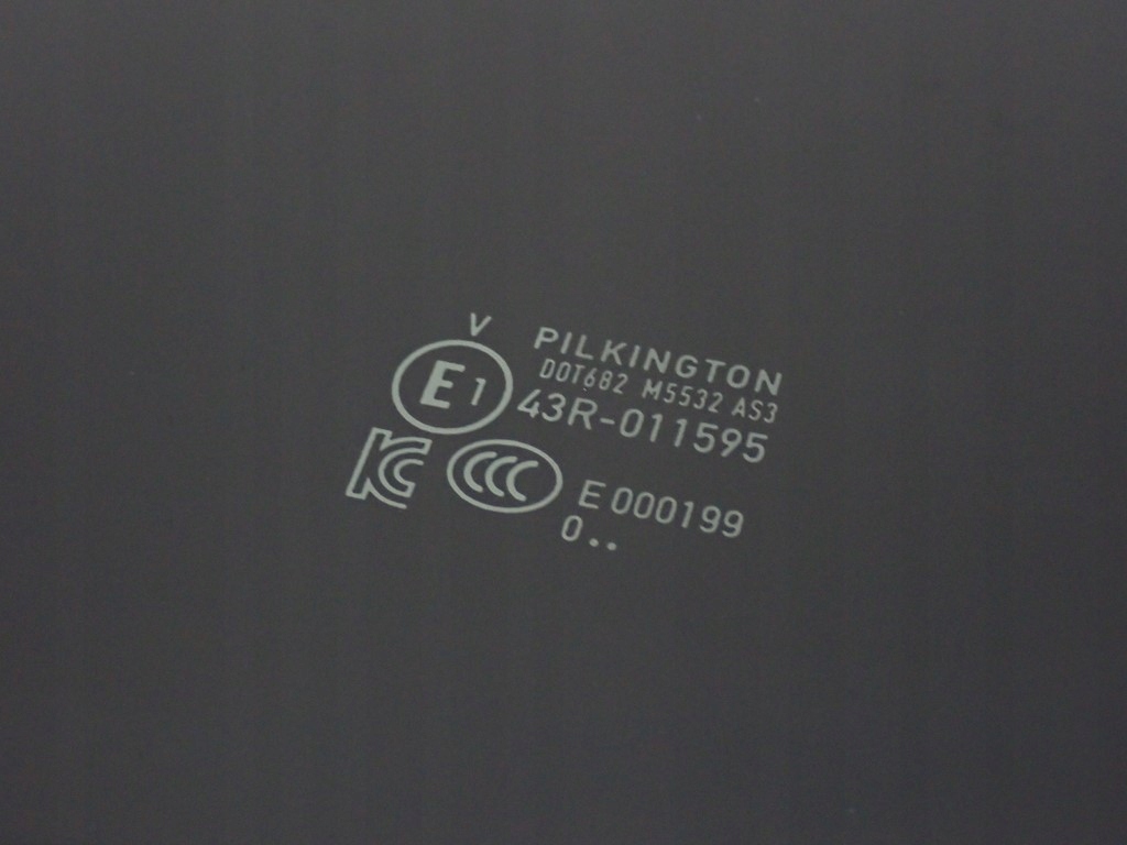 фото №4, Молдинг захист стійка двері права porsche taycan 21