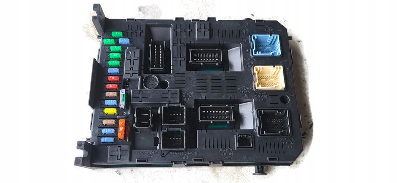 фото №1, Peugeot 308 08- коробка модуль bsi 966405908001