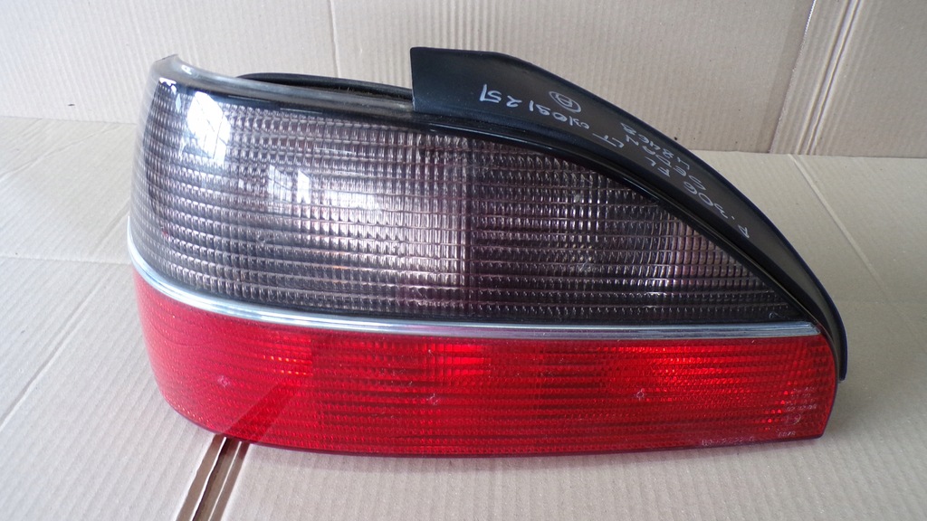 фото №1, Peugeot 306 lift лампа правый задняя 9635569577