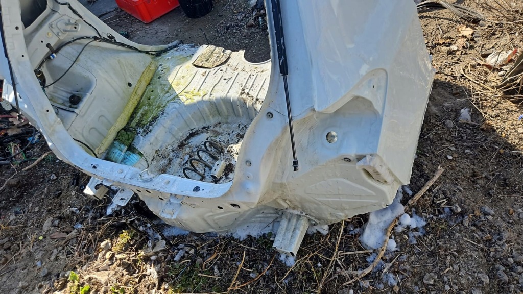 Купить Ремень задний поддон панель крыло mitsubisi space star iii 2013-2026