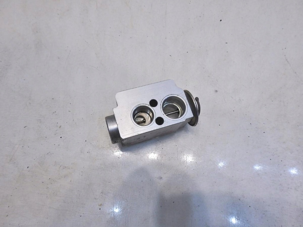 фото №7, Клапан расширительный кондиционера bmw 3 e91 2.0 d