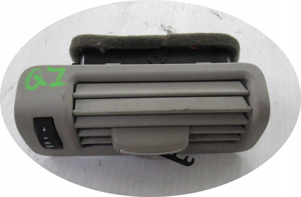 фото №1, Audi q7 3.0 tdi решётка обдув стойка правая