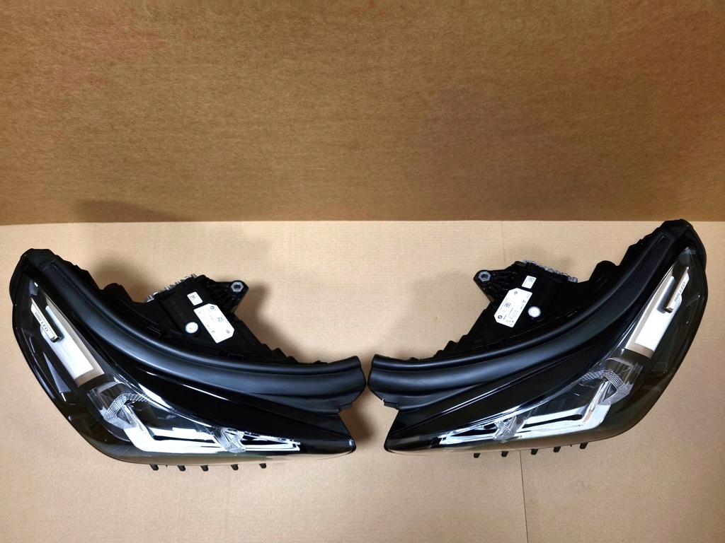 фото №9, Bmw x1 u11 full led лампы лампа левая правая комплектная 5a5bd47 5a5bd48