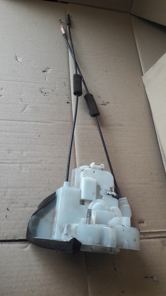 фото №1, Замок задняя правый subaru forester iii sh 08-12r.