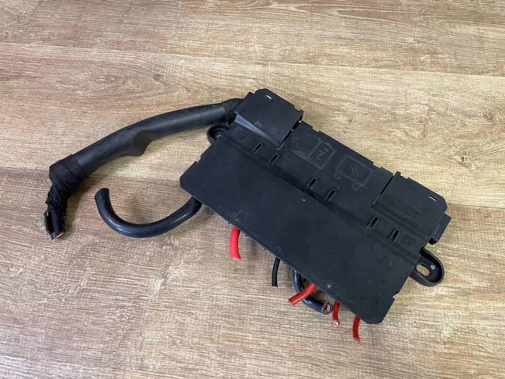 фото №1, Корпус предохранителей range rover vogue l405 оригинальный номер hpla-14a073-ka