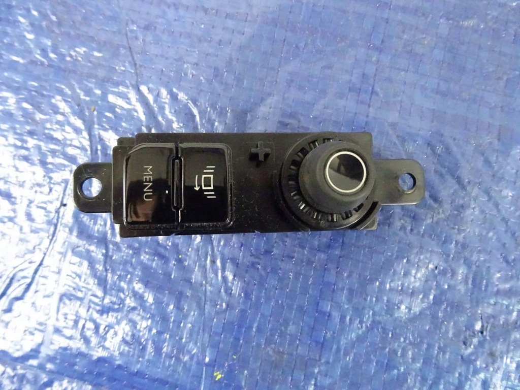 фото №1, Перемикач панель радіо peugeot 208 96758773xu00