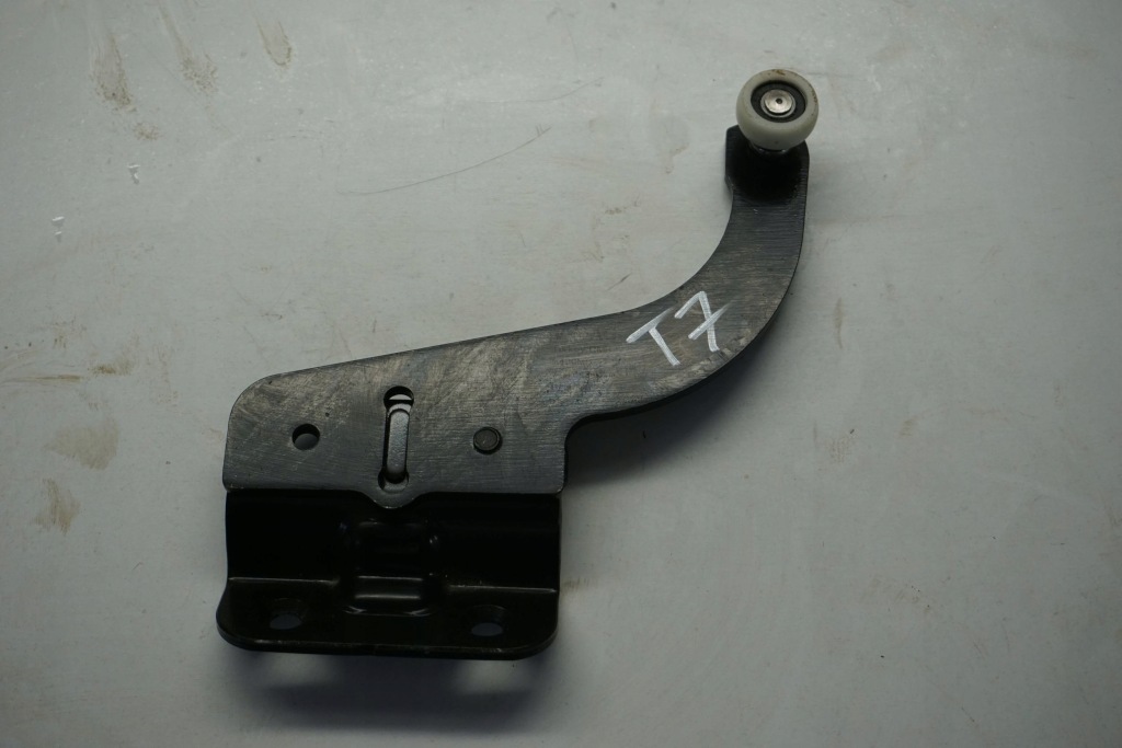 Купить Vw t7 multivan направляющая ролик дверь 7t0843436e