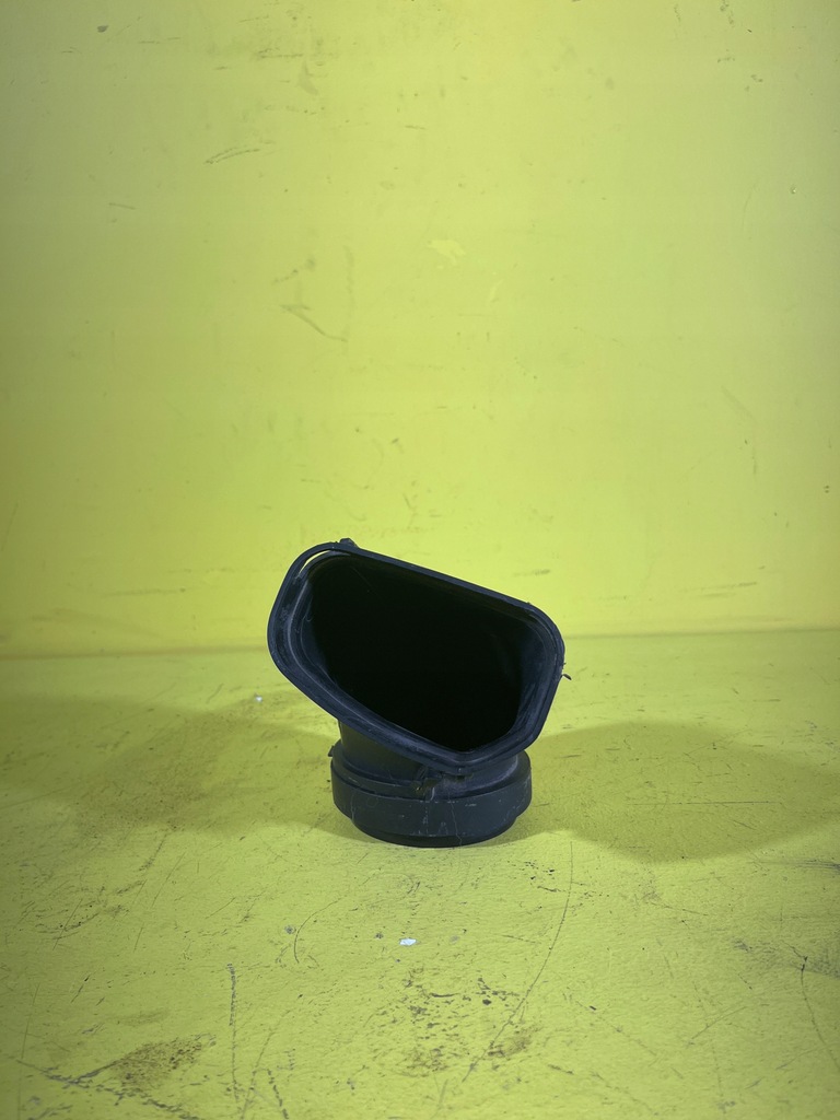 фото №1, Mercedes w211 - труба воздуха a2710941282