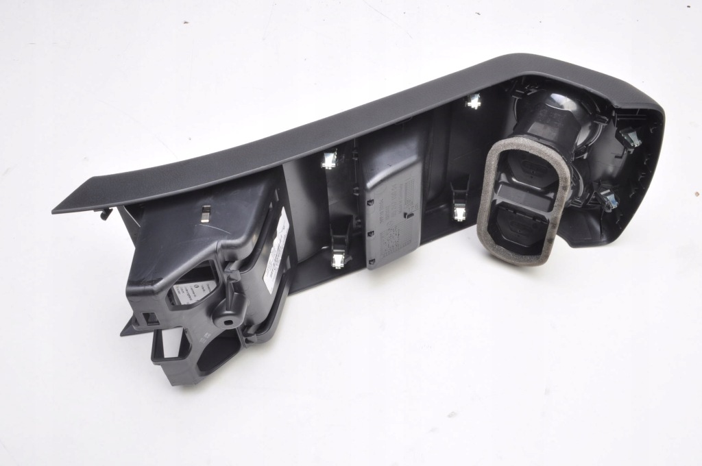 фото №7, Mercedes w177 захист тунель usb решітка обдув a1776804101