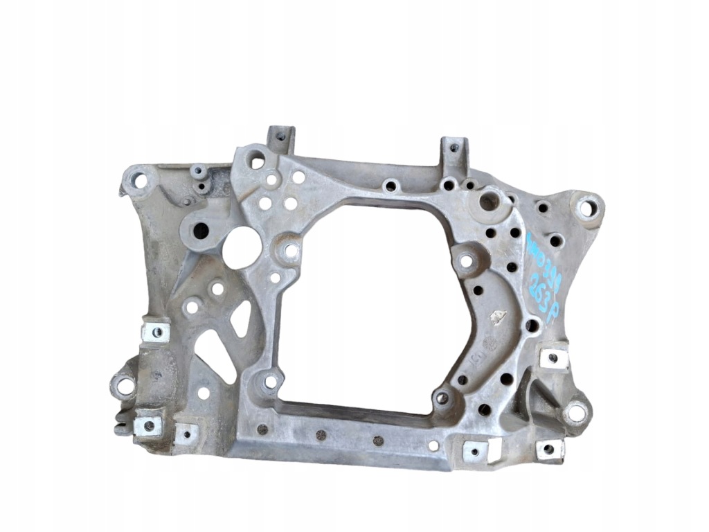 фото №1, Audi q7 q8 4m0399263p кронштейн pod коробка передач