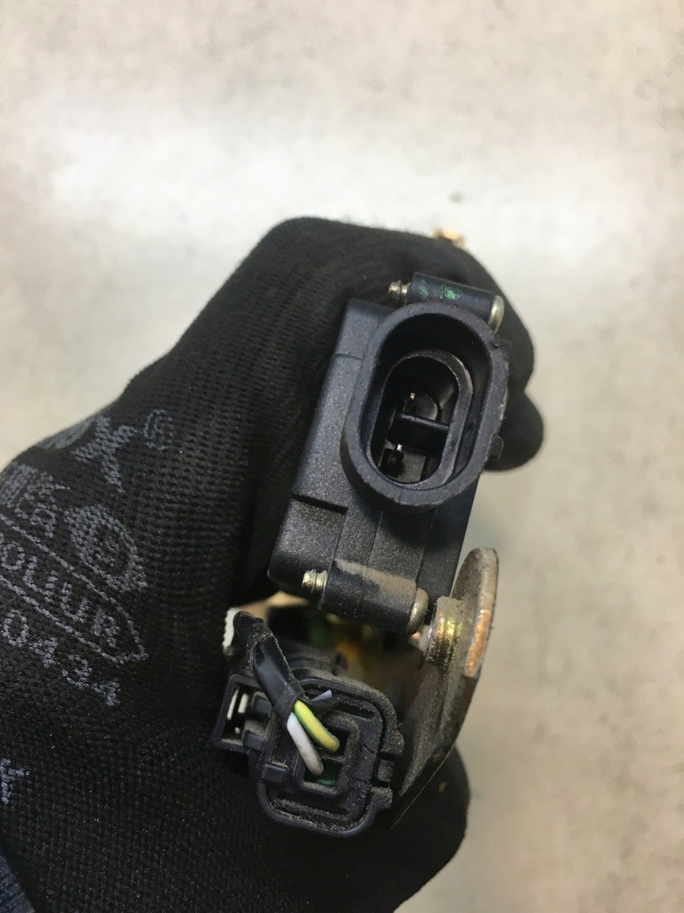 фото №7, Замок дверь правый задняя 807 2.0 hdi