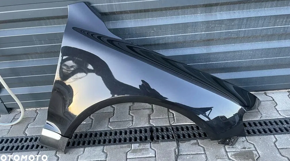 фото №1, Vw touareg 02-06 крыло правый перед цвет lc9z