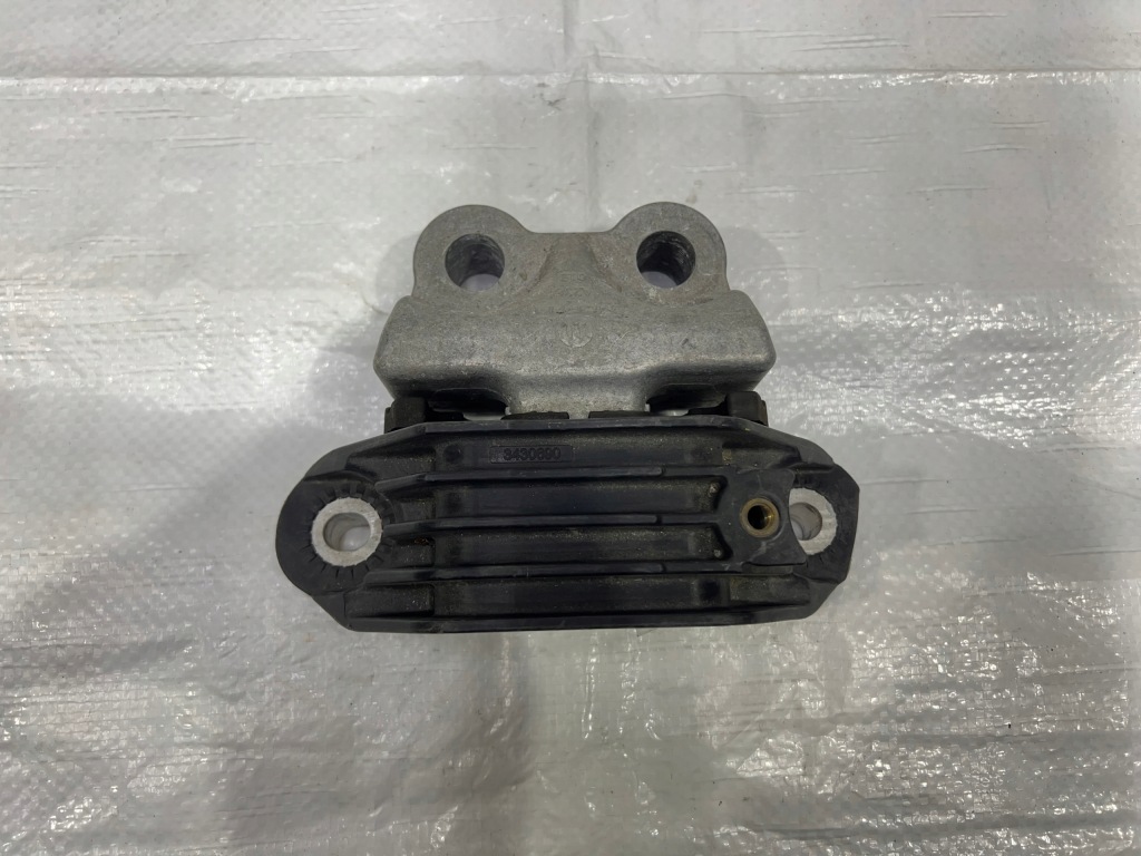 Купить Fiat jeep кронштейн подушка двигателя коробки 51999756
