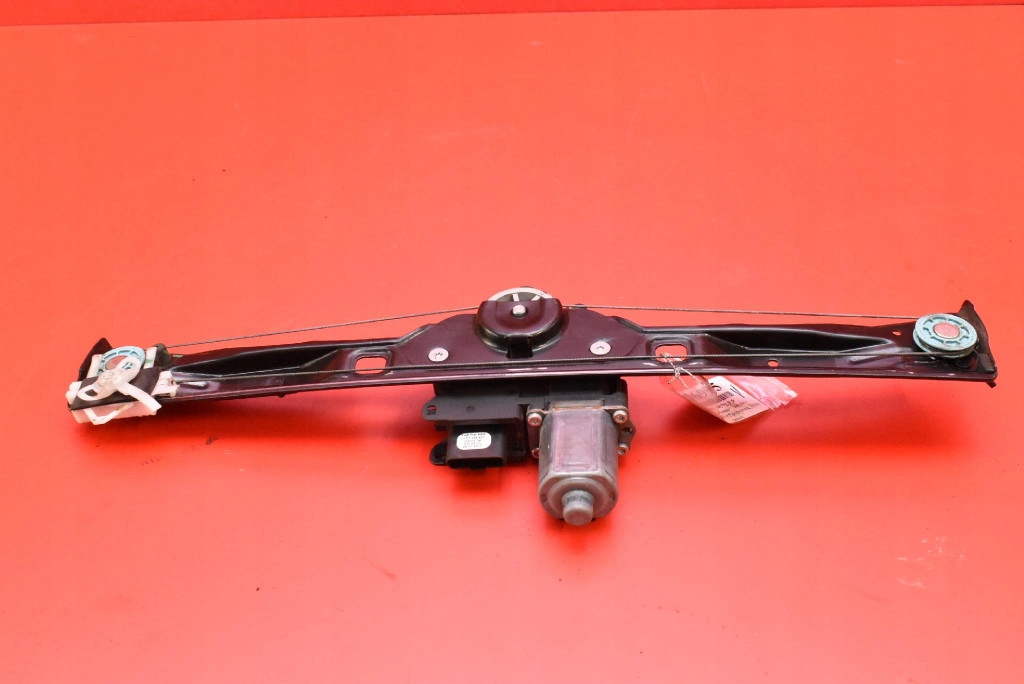 Підйомник скло лівий перед eu 1137328451 citroen nemo 1 i 08-15 в Україні