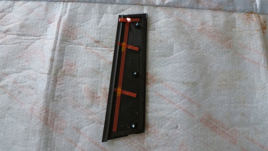 фото №3, Mazda 3 молдинг дверь вертикальная правый задняя bjs7-50m31