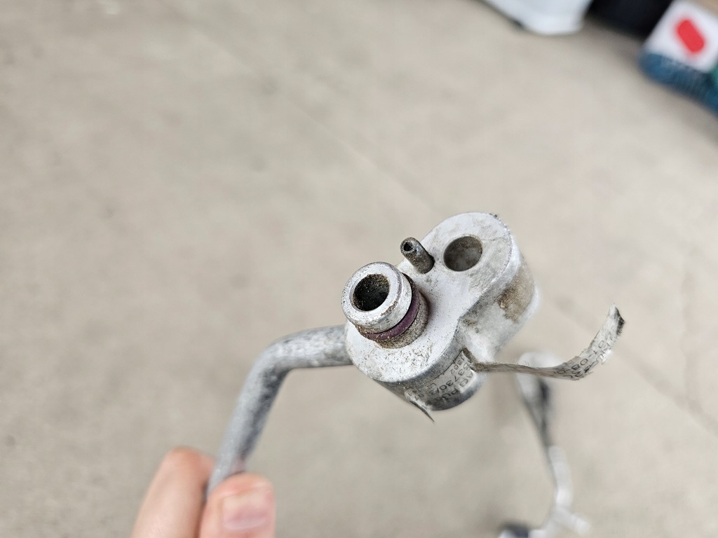 фото №4, Volkswagen golf v трубка шланг кондиціонера 1k0820741bd